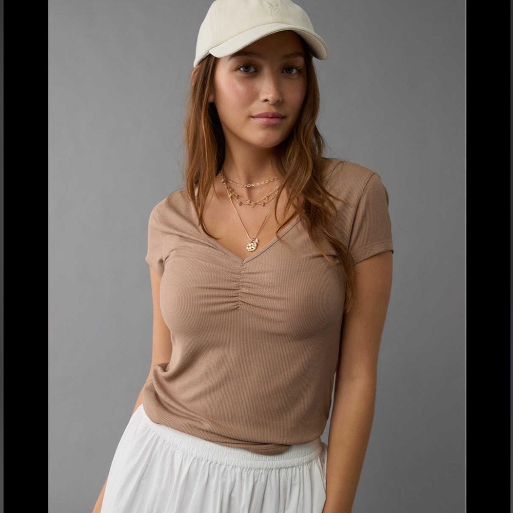 American Eagle Soft and Sexy Cinch Front Tee